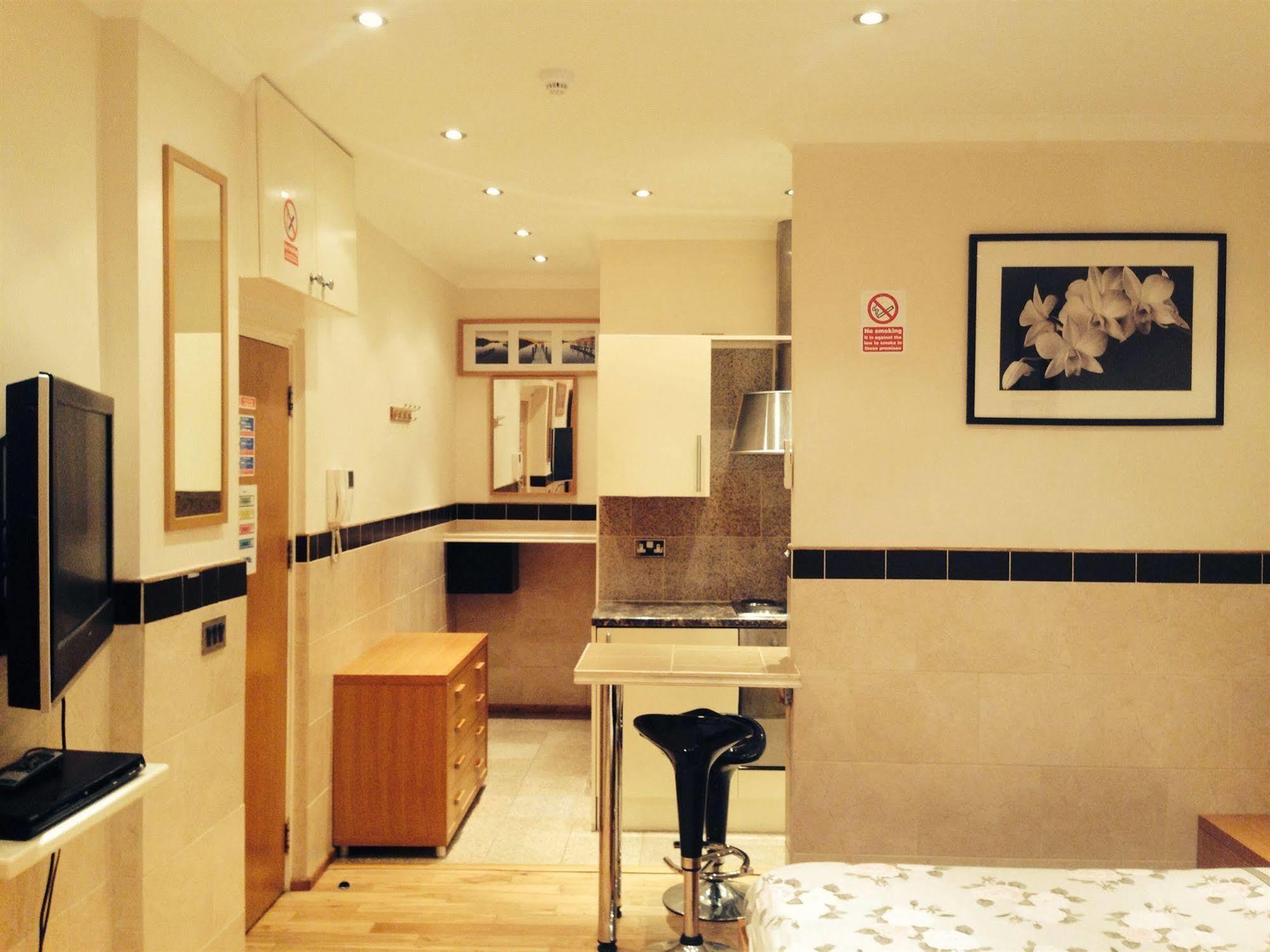 Milestone Apartments ลอนดอน ภายนอก รูปภาพ